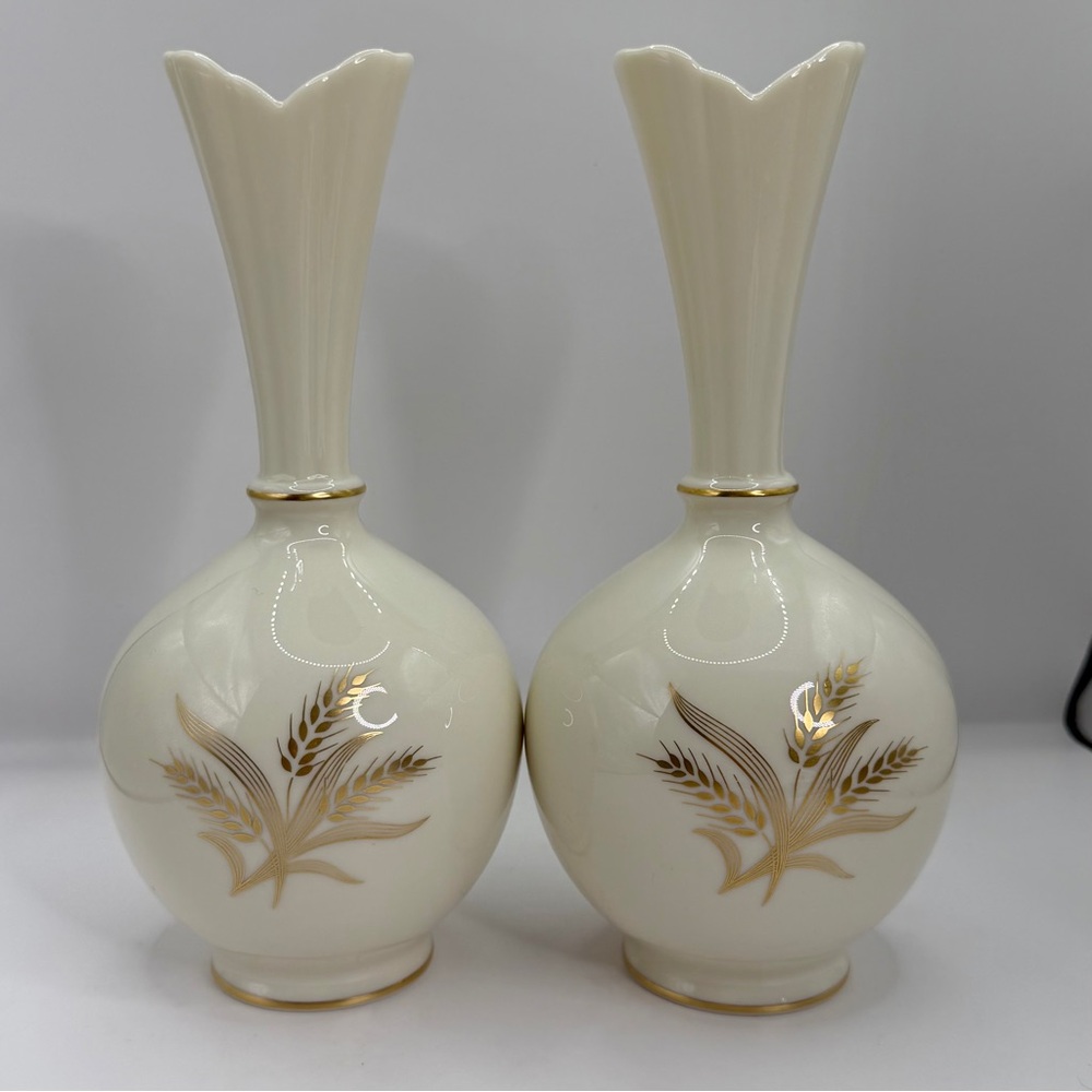 VINTAGE LENOX Harvest Wheat Bud Vases Pair 8"‎ Ivory Gold Trim Made in USA 1940s